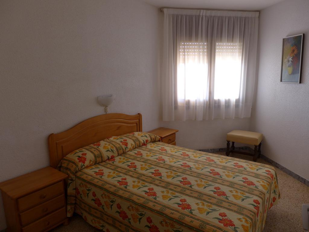 Cye 5 Rentalmar La Pineda Habitación foto